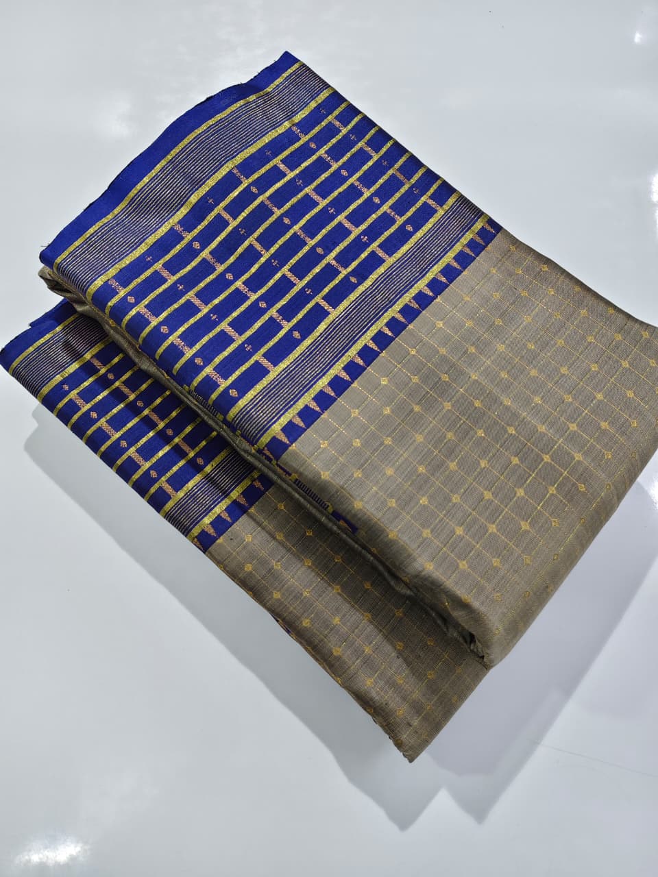 Dark Beige with Royal Blue Border Kanchipuram Pure Silk Checked Border Designed Saree